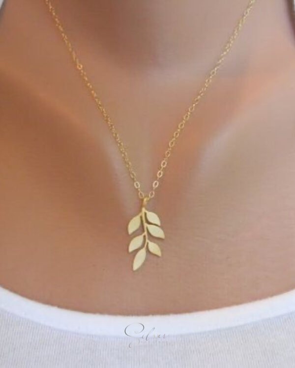Leaf Pendant Necklace - Image 3